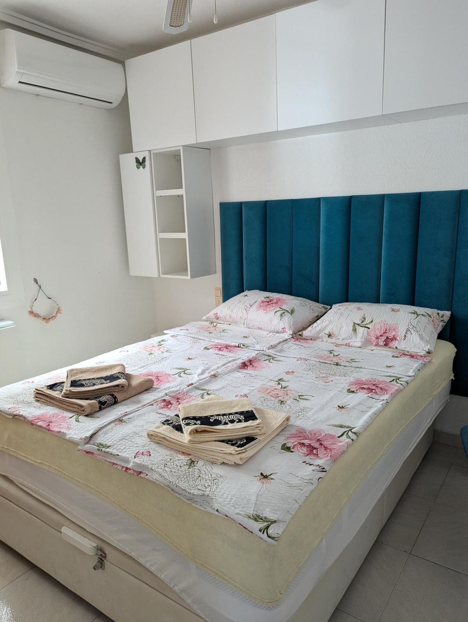 Apartament Piotr Torrevieja Exterior foto